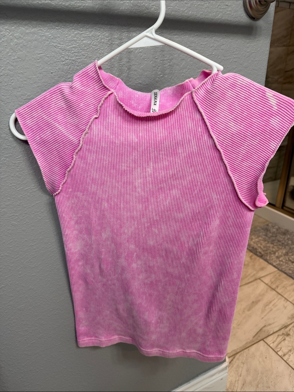 Zenana Outfitters Ribbed Short Sleeve Top in Pink
